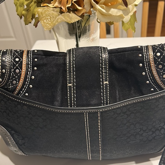 Vintage Coach Soho Bag With Removable Strap And Free Coach Wallet - Authentic - Picture 4 of 17